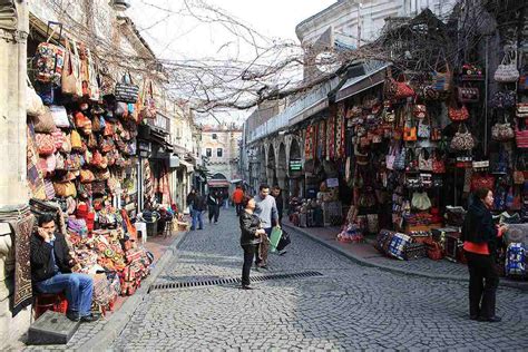 موقع سوق محمود باشا اسطنبول